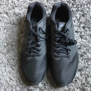 Men’s Nike Downshifters 7 Size 11.5